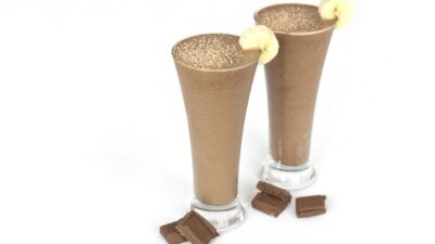 Smoothie banana post-workout cioccolato